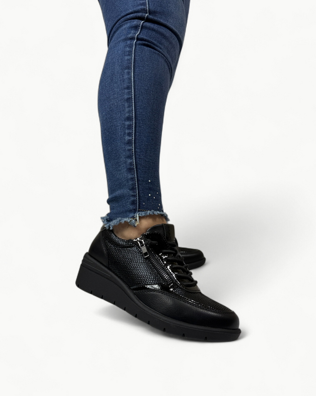 Zapatilla Noir ®
