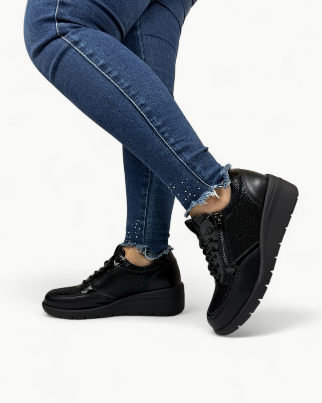 Zapatilla Noir ®