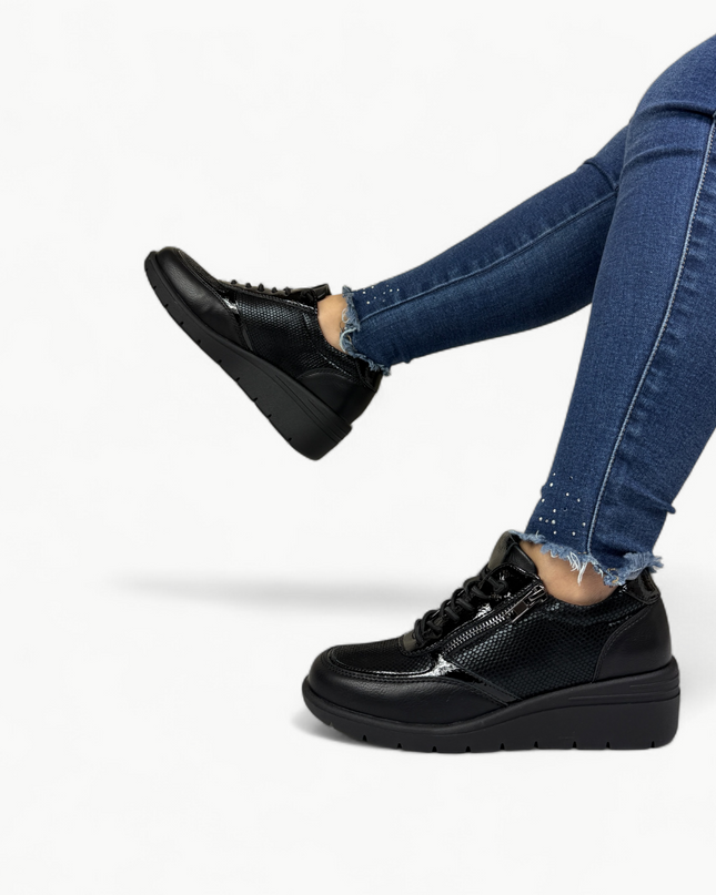 Zapatilla Noir ®