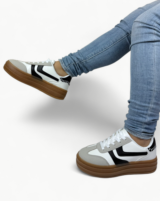 Zapatilla Nova ®